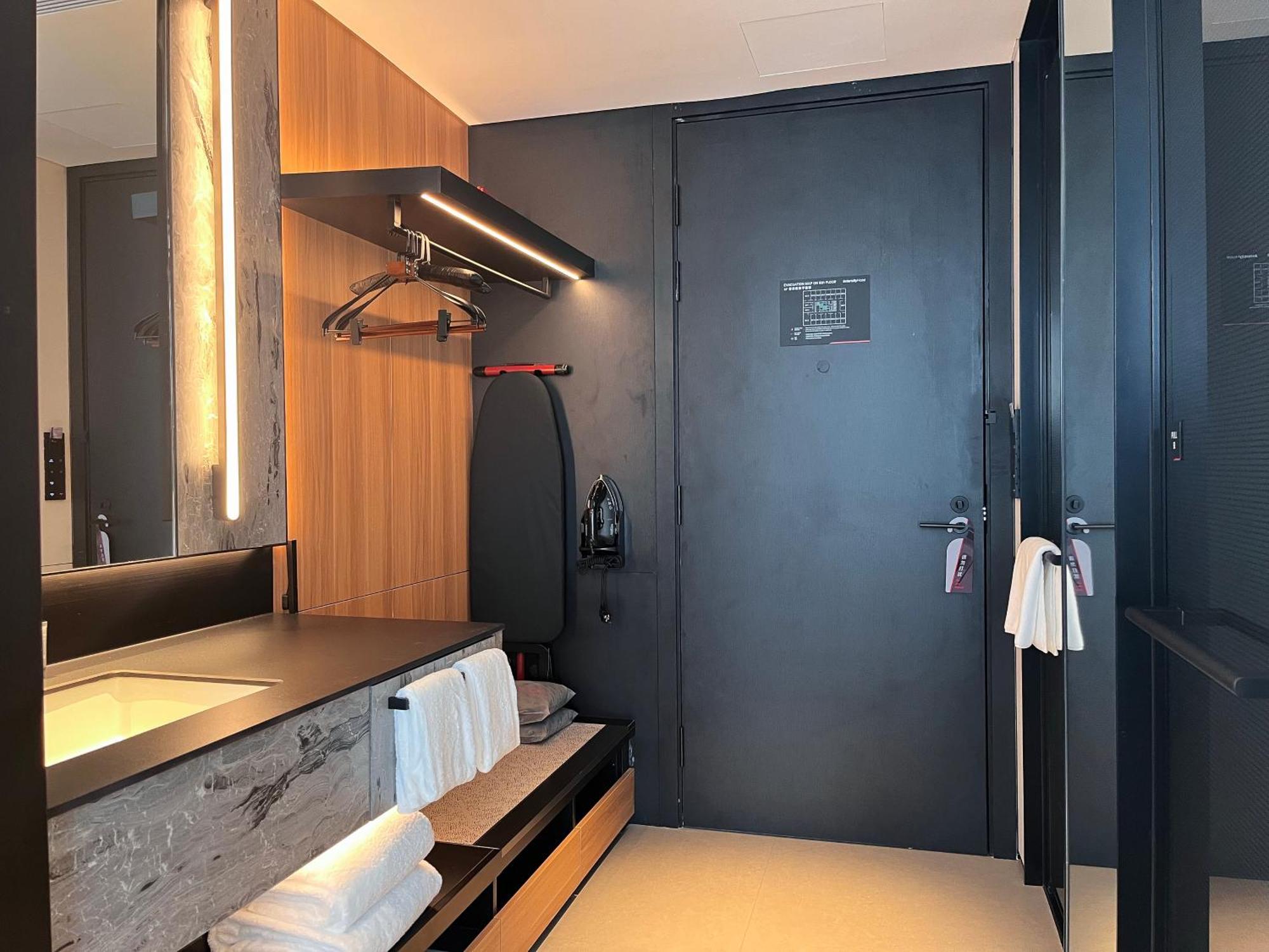 Intercity Hotel Guangzhou South Railway Station - Free Minibar Including Erdinger Weissbier Exterior foto
